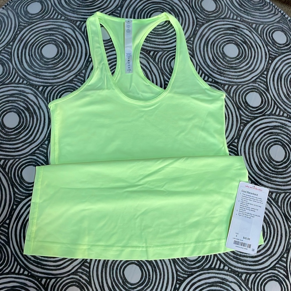 NEW WITH TAGS! Lululemon Cool Racerback size 8 spring green/clear mint